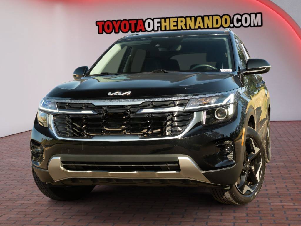 Used 2025 Kia Seltos S AWD/4WD image 1