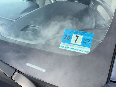 Used 2018 Chevrolet Suburban LT image 97