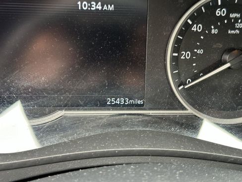 Used 2024 Nissan Versa SV w/ Trunk Package FWD image 14