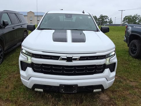 Used 2023 Chevrolet Silverado 1500 RST w/ Rally Edition AWD/4WD image 2