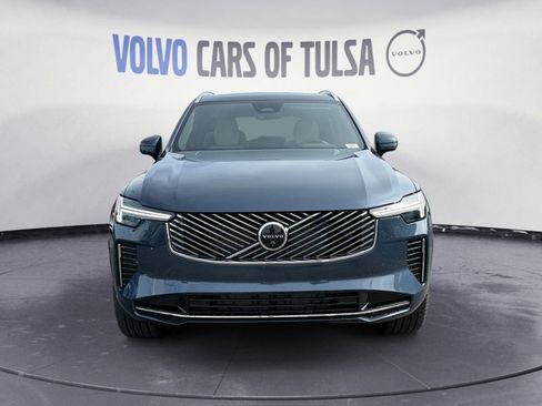 New 2026 Volvo XC90 B6 Plus w/ Protection Package Premier image 8