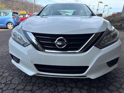 Used 2016 Nissan Altima 2.5 S w/ Power Driver Seat Package image 5