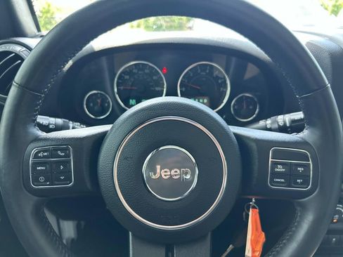 Used 2017 Jeep Wrangler Sport w/ Quick Order Package 24S AWD/4WD image 27