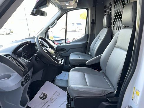 Used 2018 Ford Transit 250 148 Medium Roof RWD image 6