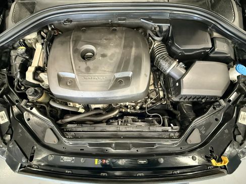 Used 2017 Volvo XC60 T6 Dynamic w/ Preferred Option Package AWD/4WD image 39