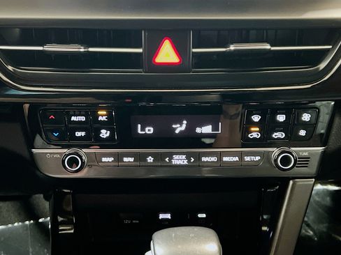 Used 2024 Kia Seltos S AWD/4WD image 12