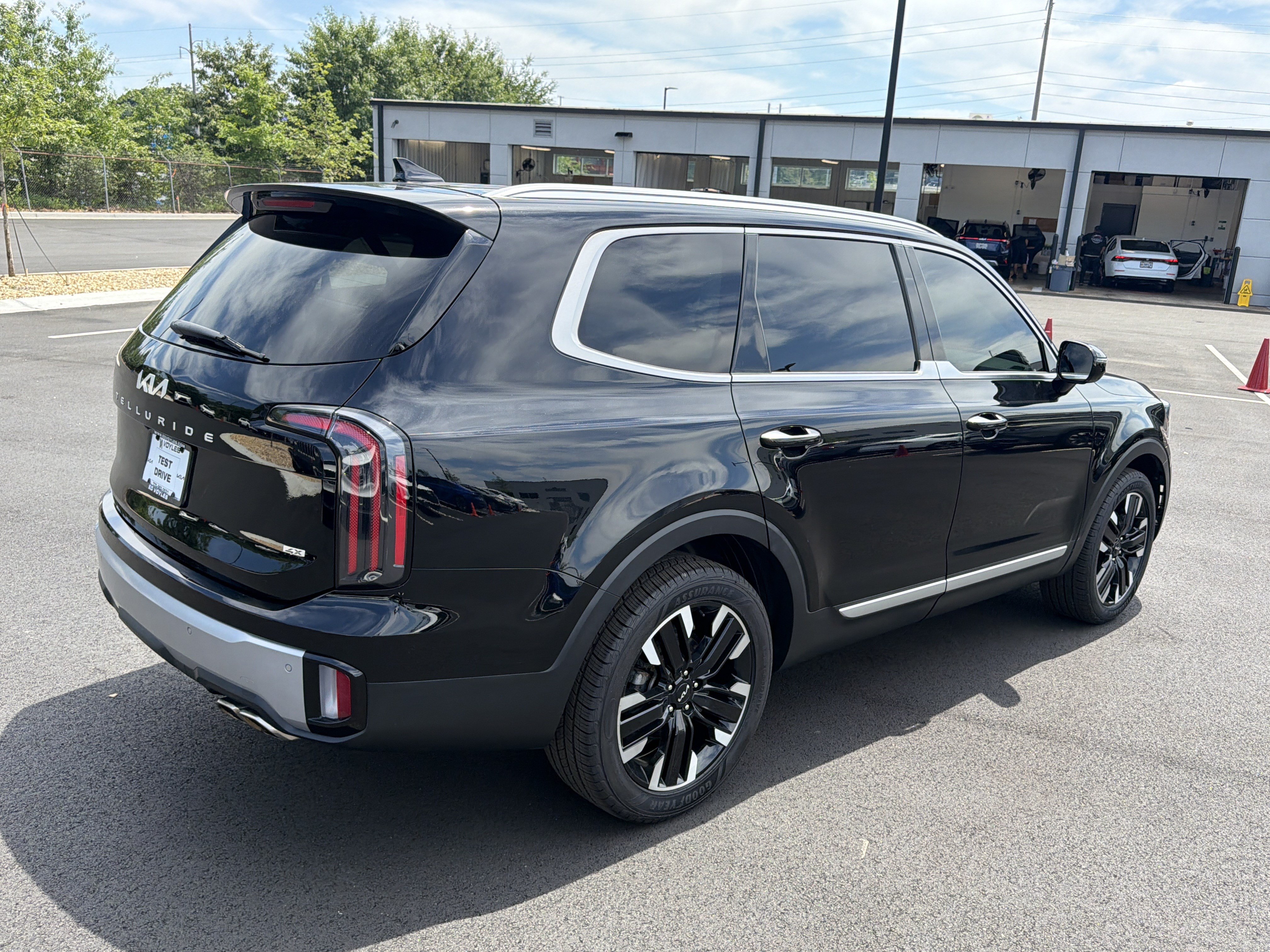 Certified 2023 Kia Telluride SX Prestige AWD/4WD image 7