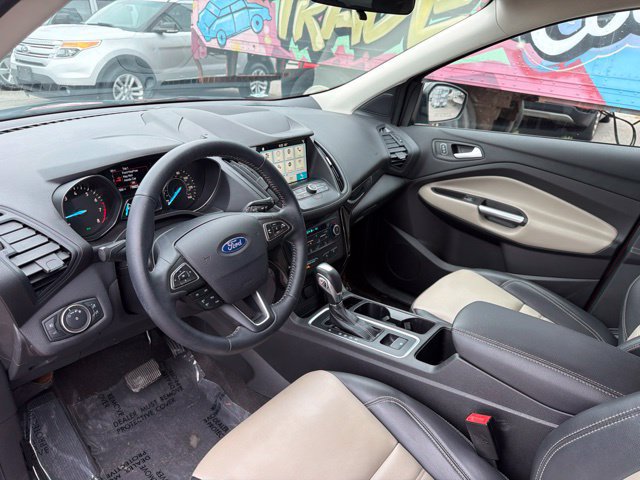 Used 2019 Ford Escape SEL AWD/4WD image 9