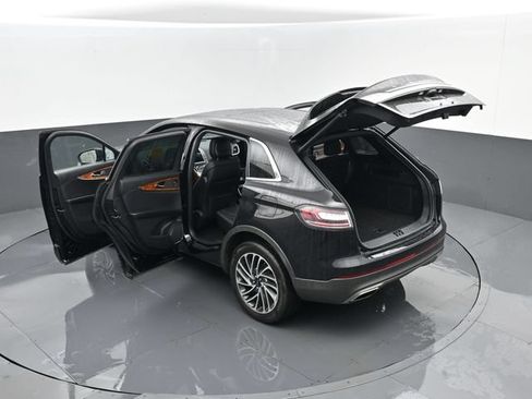 Used 2020 Lincoln Nautilus Reserve AWD/4WD image 30