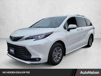 Used 2026 Toyota Sienna XLE