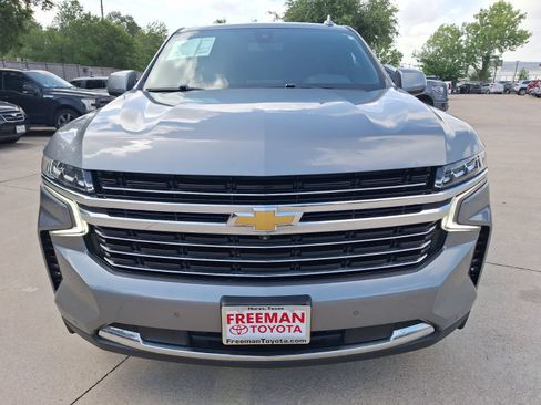 Used 2022 Chevrolet Tahoe LT w/ Luxury Package RWD image 9