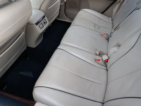 Used 2015 Toyota Venza XLE image 13