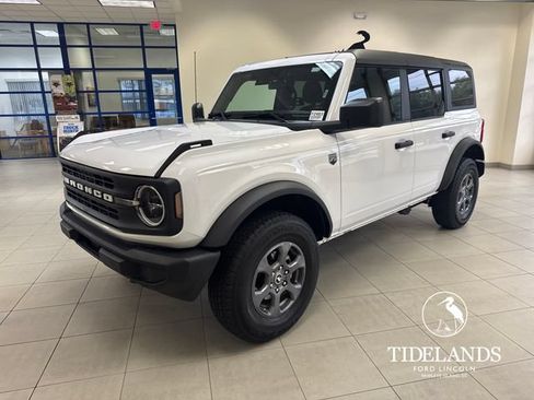Used 2025 Ford Bronco Big Bend AWD/4WD image 4