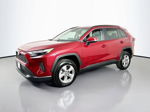 Used 2023 Toyota RAV4 XLE FWD image 4