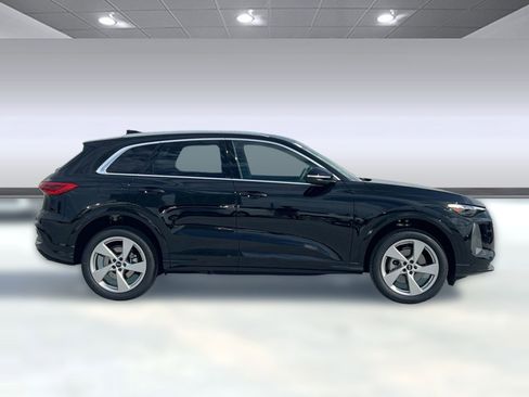 New 2025 Audi Q5 Premium Plus image 8