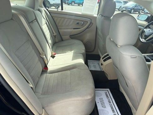 Used 2018 Ford Taurus SE FWD image 18