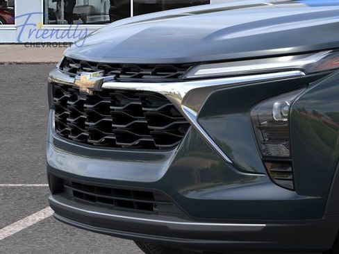 New 2026 Chevrolet Trax LT w/ LT Convenience Package FWD image 14