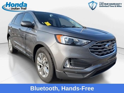 Used 2024 Ford Edge Titanium image 3