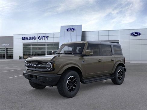 New 2025 Ford Bronco Outer Banks image 1