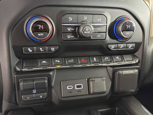 Used 2021 Chevrolet Silverado 1500 High Country w/ LPO, Dark Essentials Package image 34