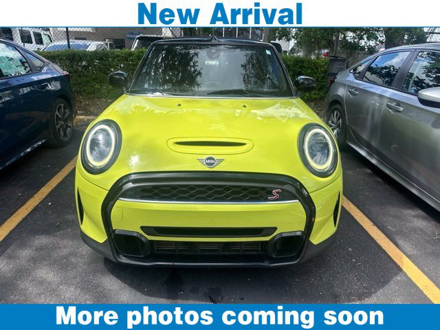 Used 2023 MINI Cooper S FWD image 1