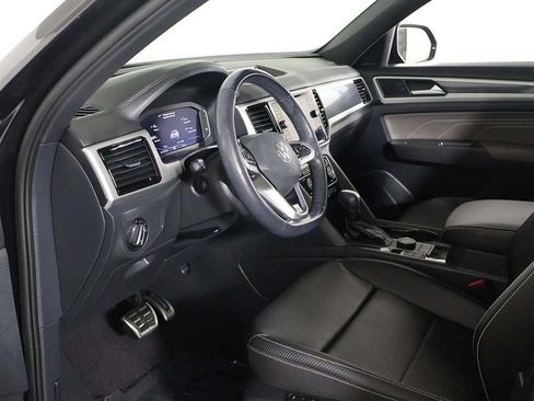 Used 2023 Volkswagen Atlas Cross Sport SEL R-Line AWD/4WD image 25