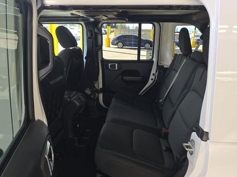 Used 2021 Jeep Wrangler Unlimited Rubicon 4xe w/ Safety Group image 10