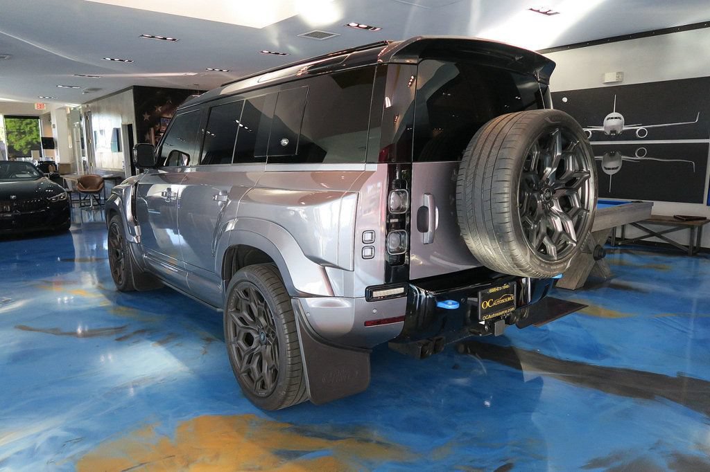Used 2024 Land Rover Defender 110 X-Dynamic SE AWD/4WD image 52