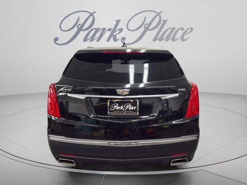Used 2017 Cadillac XT5 Luxury FWD image 4