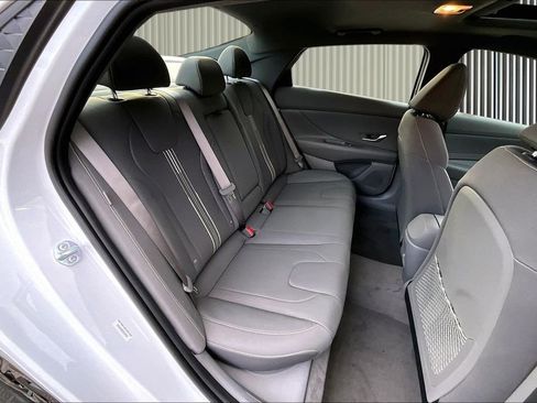New 2026 Hyundai Elantra SEL Sport Premium FWD image 11