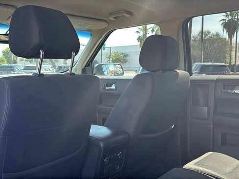 Used 2016 Ford Flex SE FWD image 21