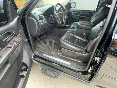 Used 2011 GMC Sierra 2500 Denali AWD/4WD image 5