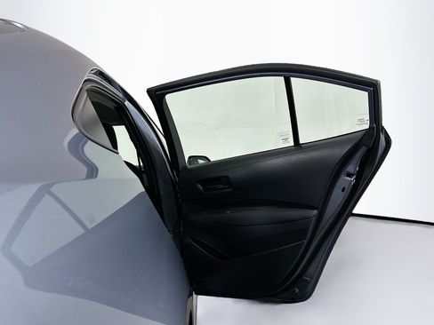 Used 2024 Toyota Corolla LE FWD image 28