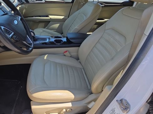 Used 2013 Ford Fusion SE FWD image 14