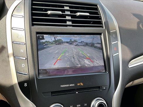Used 2019 Lincoln MKC Premiere AWD/4WD image 14