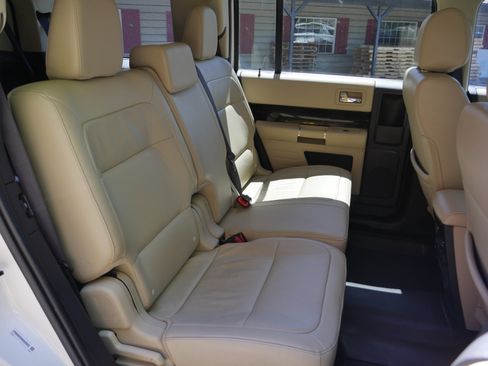 Used 2019 Ford Flex SEL w/ Equipment Group 202A AWD/4WD image 27