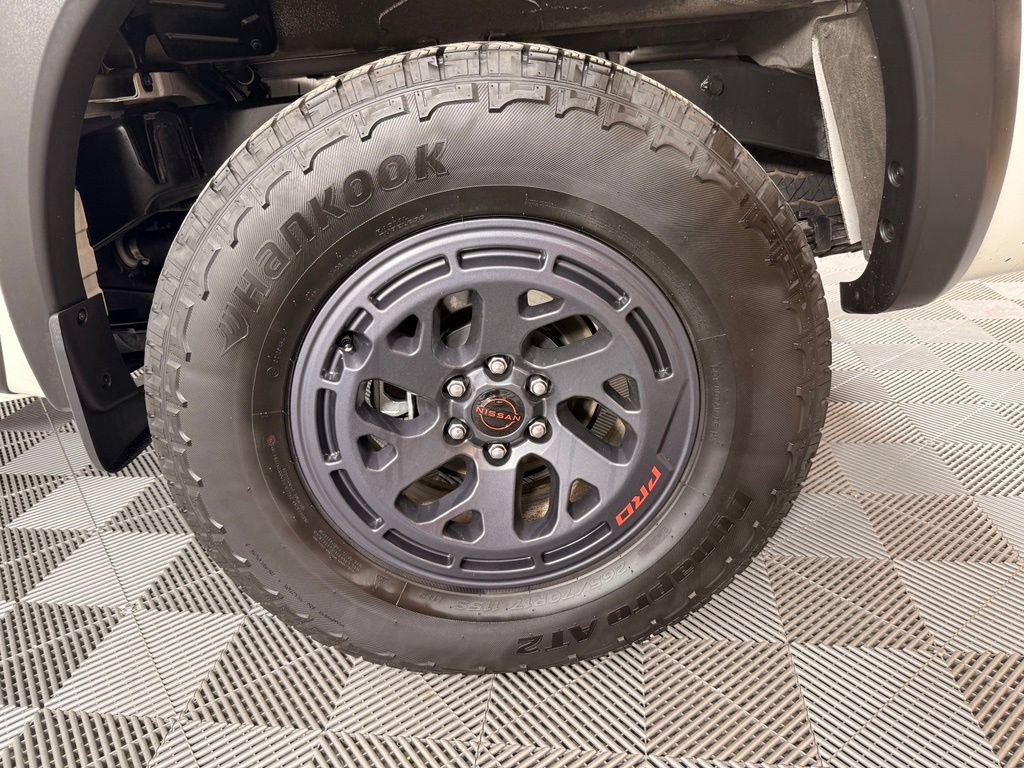 Used 2026 Nissan Frontier PRO-4X AWD/4WD image 14