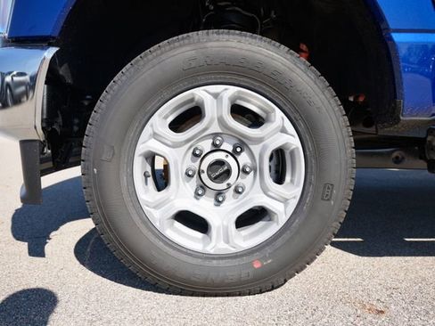 New 2026 Ford F350 XLT w/ XLT Premium Package AWD/4WD image 34