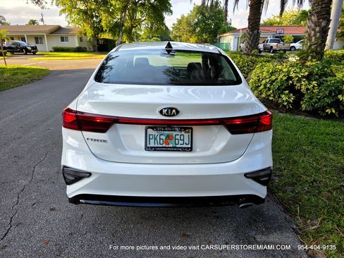 Used 2020 Kia Forte LXS FWD image 10