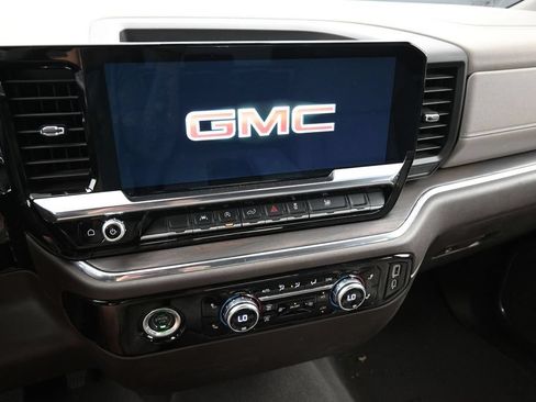 Used 2024 GMC Sierra 1500 SLT RWD image 11