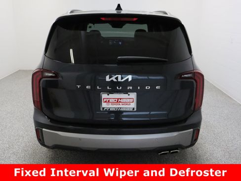 Used 2025 Kia Telluride S image 8