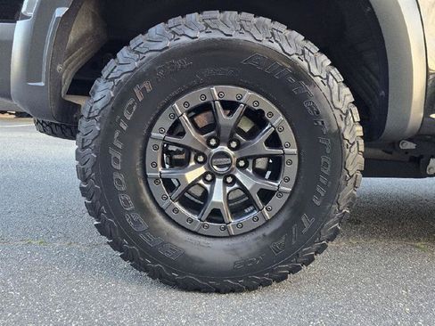 Used 2022 Ford F150 Raptor w/ Raptor 37 Performance Package AWD/4WD image 15