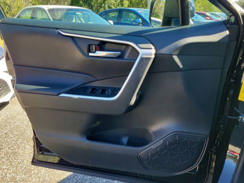 Used 2024 Toyota RAV4 AWD Hybrid image 35