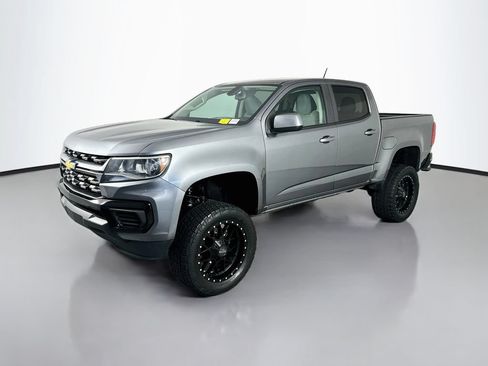 Used 2021 Chevrolet Colorado W/T w/ Custom Special Edition RWD image 3