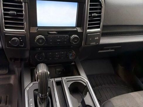 Used 2015 Ford F150 XLT w/ Equipment Group 302A Luxury RWD image 17