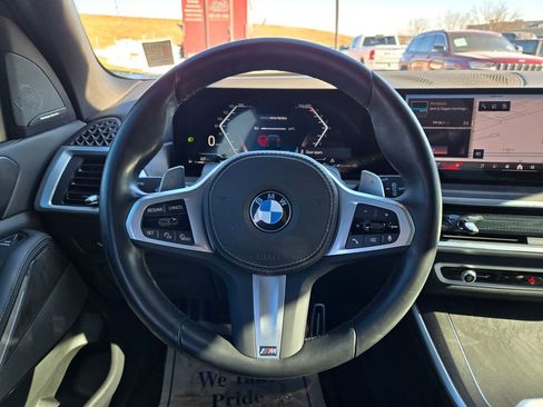 Used 2024 BMW X5 xDrive40i w/ M Sport Package image 19