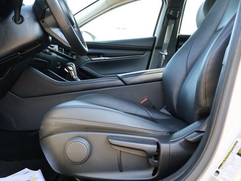 Used 2024 MAZDA MAZDA3 s FWD image 34