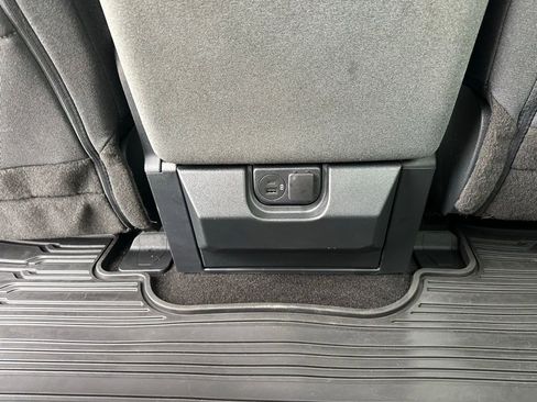 Used 2022 Ford F150 XLT w/ Equipment Group 302A High image 21