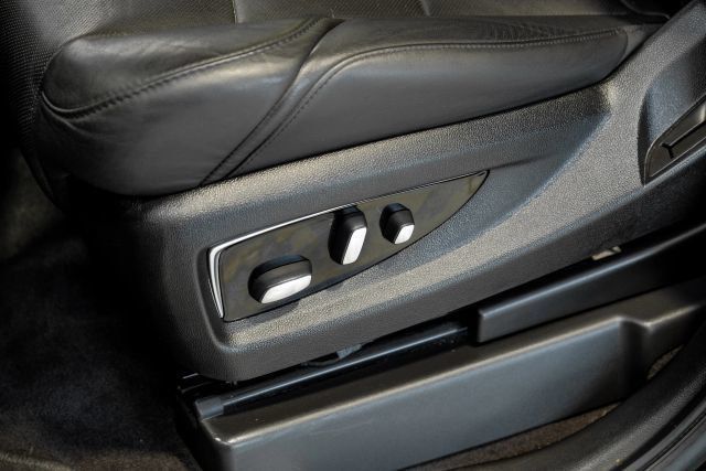 Used 2020 Cadillac Escalade 2WD image 35