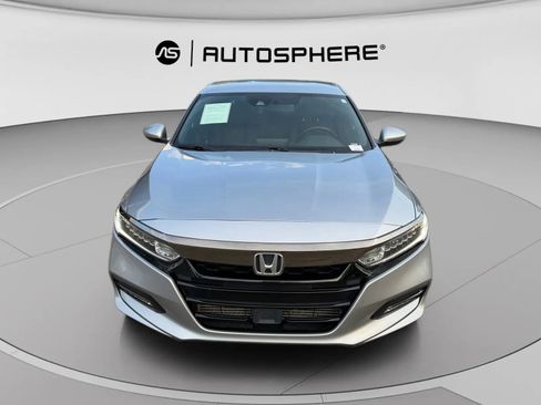Used 2019 Honda Accord Sport image 2